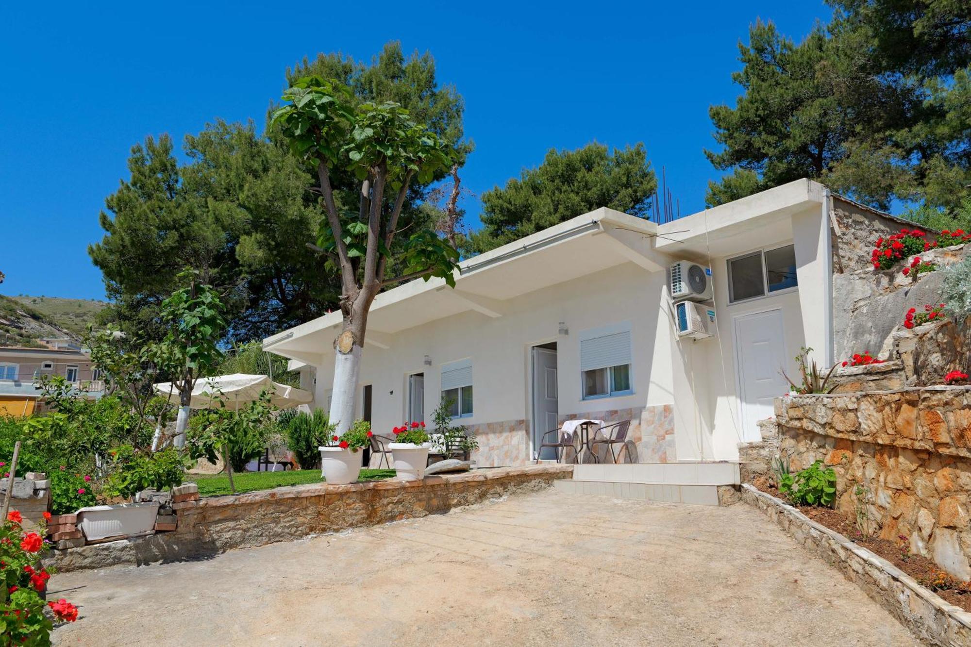 Flower Appartement Sarandë
